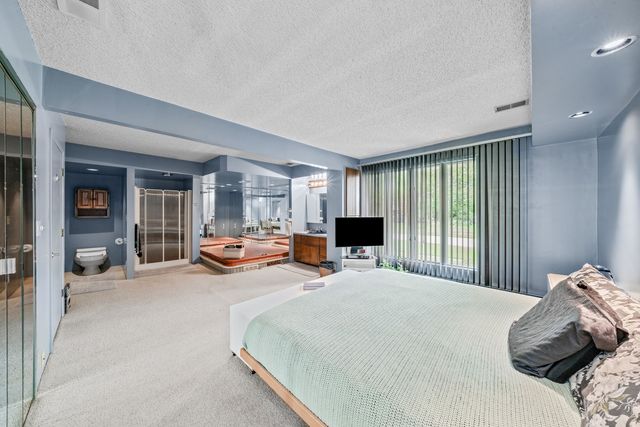 200 N Liberty Street, Leland, IL 60531
