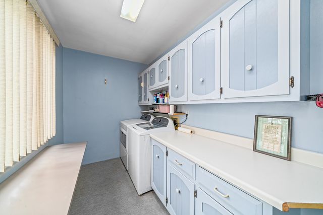 200 N Liberty Street, Leland, IL 60531