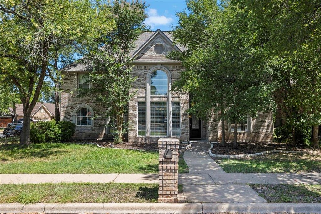 10116 Pinehurst DR, Austin, TX 78747