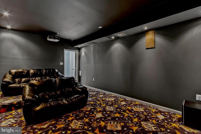 2410 DAKOTA LAKES DR, Herndon, VA 20171