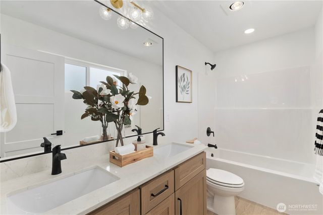 442 E 63rd Street, Tacoma, WA 98404