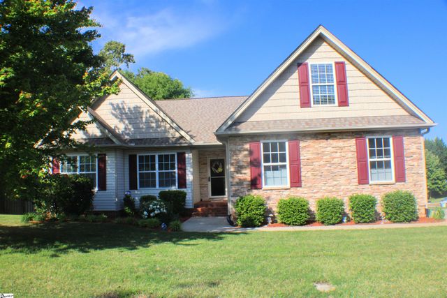 500 Summitbluff Drive, Greenville, SC 29617