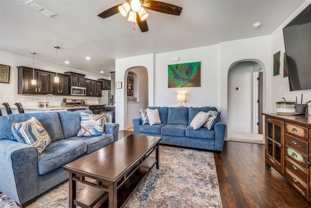 721 Meadows Drive, Argyle, TX 76226