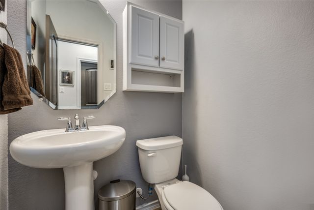 721 Meadows Drive, Argyle, TX 76226