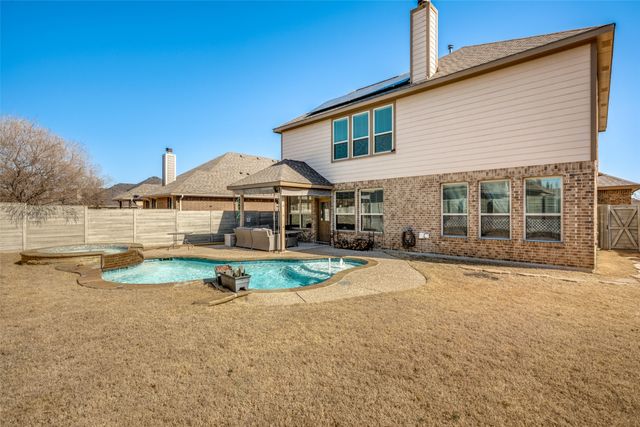 721 Meadows Drive, Argyle, TX 76226