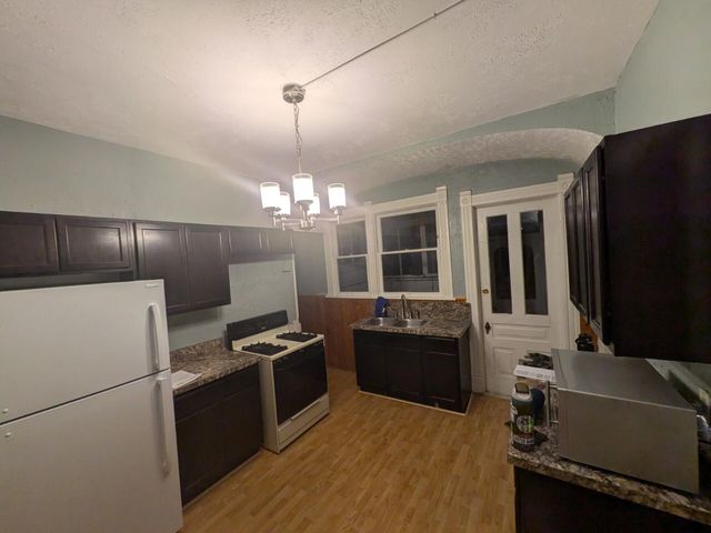 300 Eureka Avenue Se, City Of Grand Rapids, MI 49506