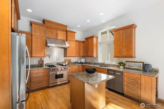 29925 159th Lane SE, Kent, WA 98042