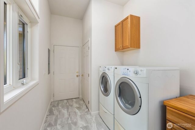 29925 159th Lane SE, Kent, WA 98042