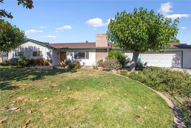 1041 Holmes, Calimesa, CA 92320