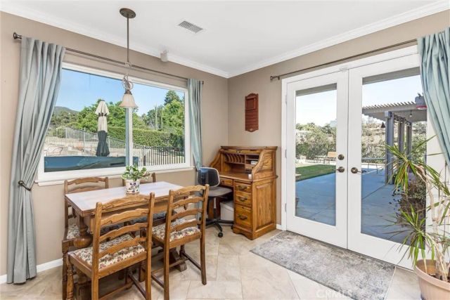1041 Holmes, Calimesa, CA 92320