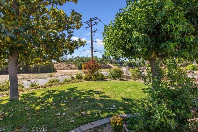 1041 Holmes, Calimesa, CA 92320
