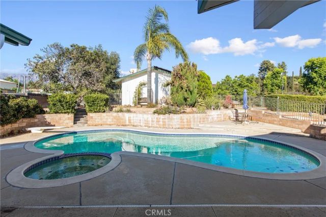 1041 Holmes, Calimesa, CA 92320