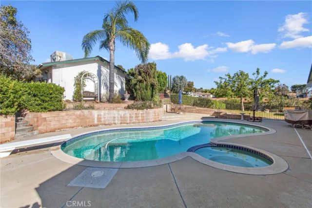 1041 Holmes, Calimesa, CA 92320
