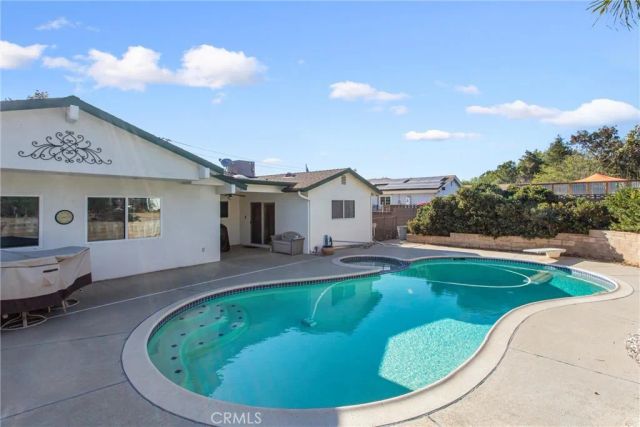 1041 Holmes, Calimesa, CA 92320