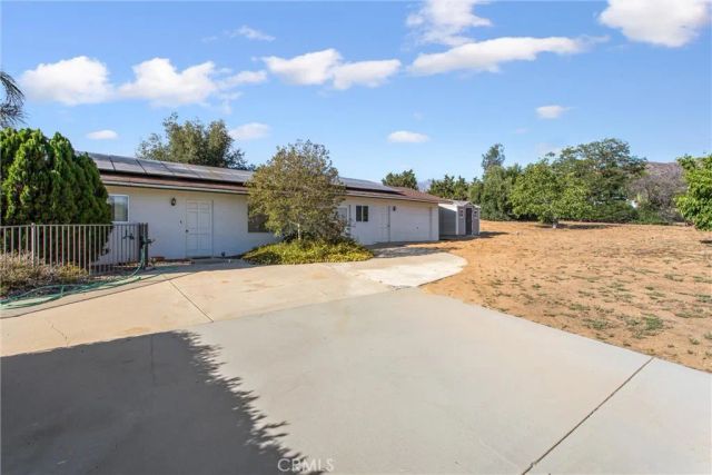 1041 Holmes, Calimesa, CA 92320