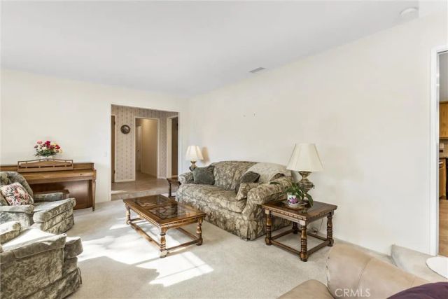 1041 Holmes, Calimesa, CA 92320