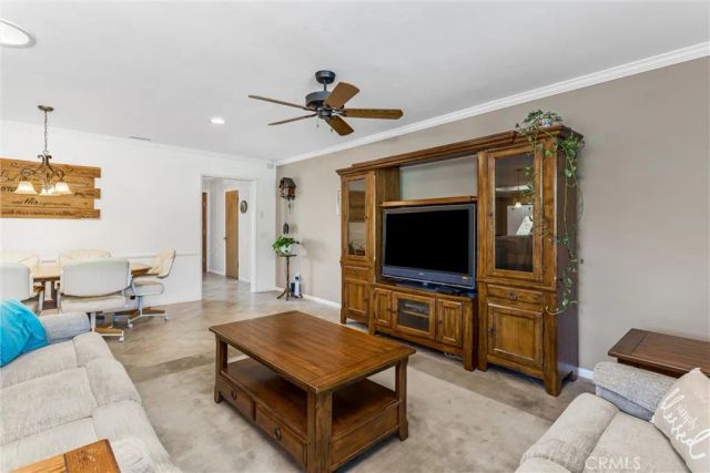1041 Holmes, Calimesa, CA 92320