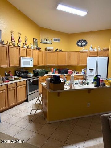 10458 E EL MORO Avenue, Mesa, AZ 85208