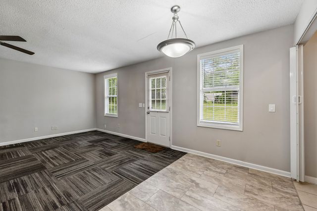 809 Fawn Ln, Madison, TN 37115