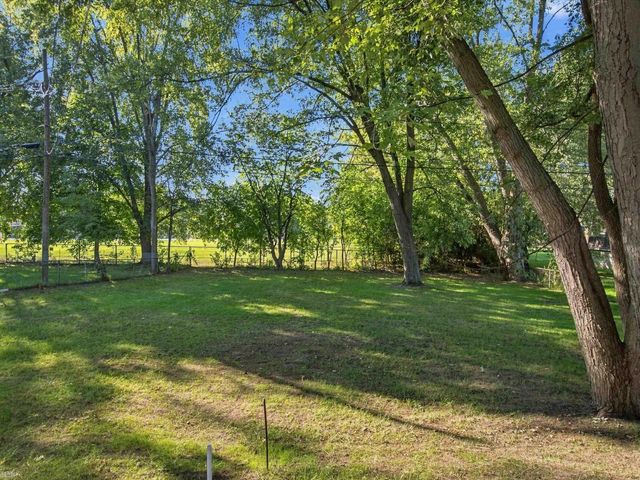 4616 Beuren Street, Shelby Twp, MI 48316