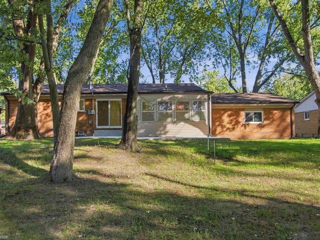 4616 Beuren Street, Shelby Twp, MI 48316