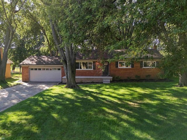 4616 Beuren Street, Shelby Twp, MI 48316