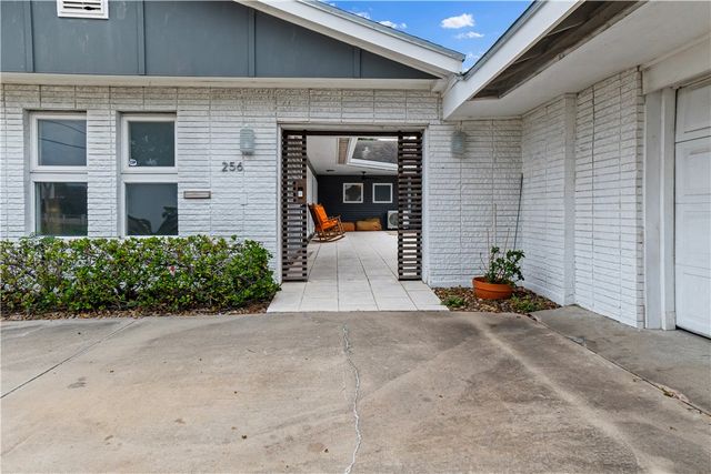 256 Purl Pl, Corpus Christi, TX 78412