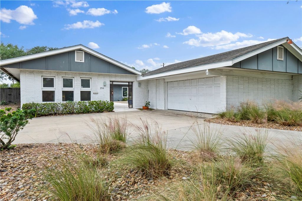 256 Purl Pl, Corpus Christi, TX 78412