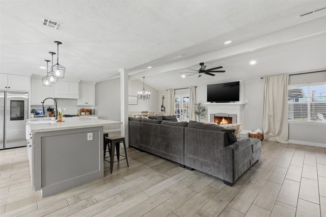 13903 Wadebridge Way, Houston, TX 77015