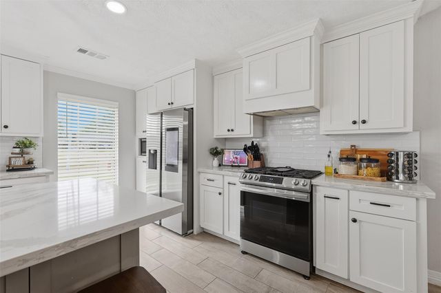 13903 Wadebridge Way, Houston, TX 77015