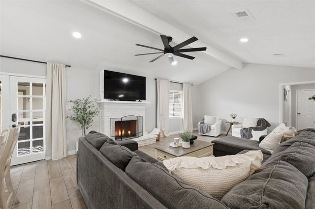 13903 Wadebridge Way, Houston, TX 77015