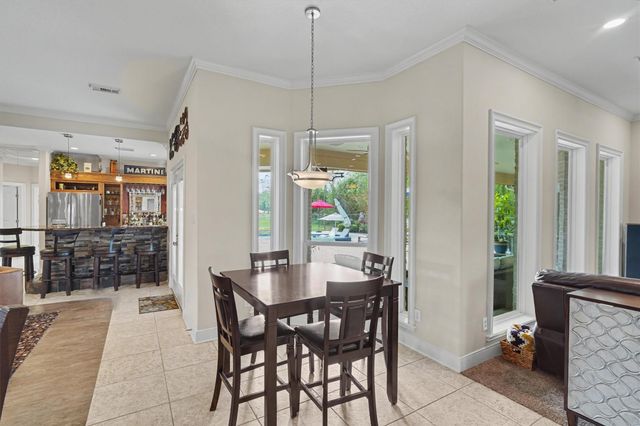 109 Avenue J, Dickinson, TX 77539