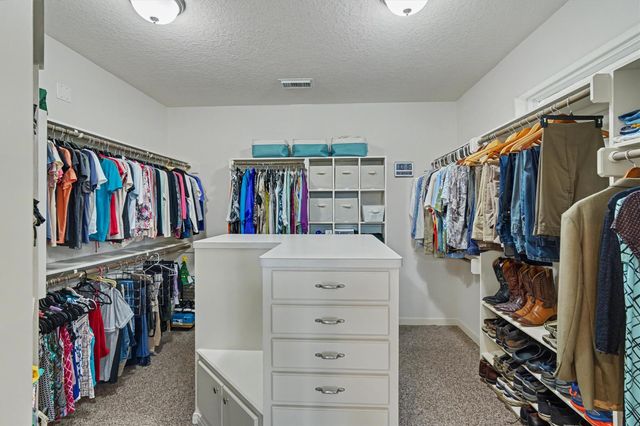 109 Avenue J, Dickinson, TX 77539