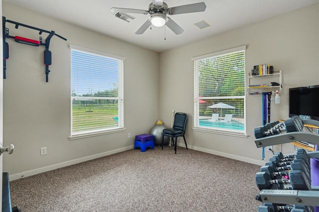 109 Avenue J, Dickinson, TX 77539