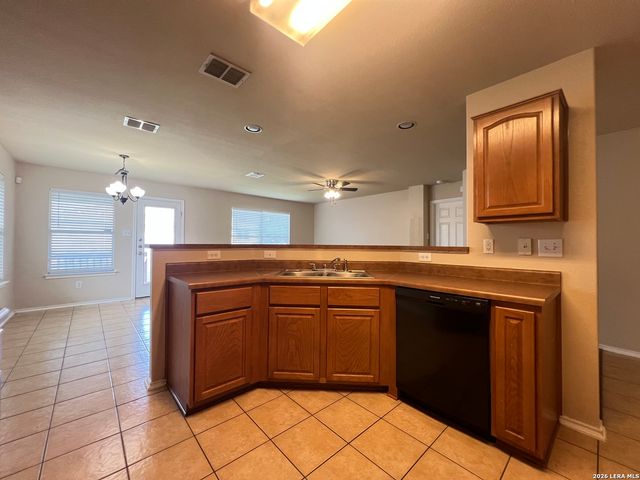 7627 ARIEL HL, San Antonio, TX 78252