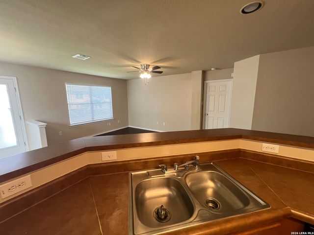 7627 ARIEL HL, San Antonio, TX 78252