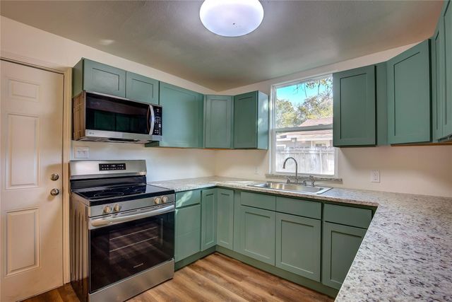 1221 Stanford Street multi, Greenville, TX 75401