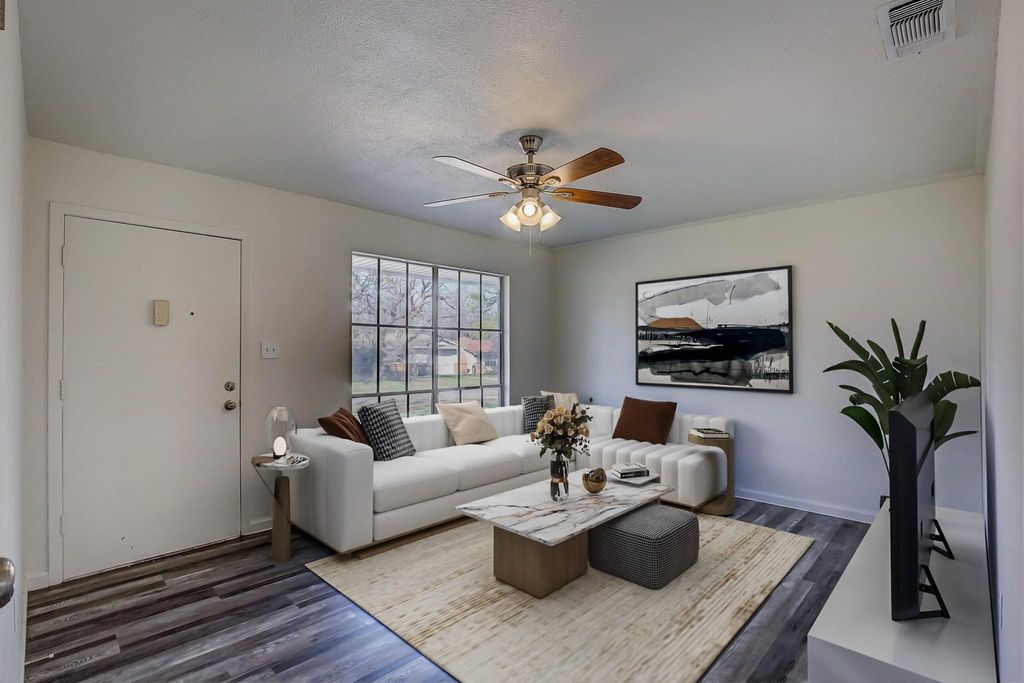 1221 Stanford Street multi, Greenville, TX 75401