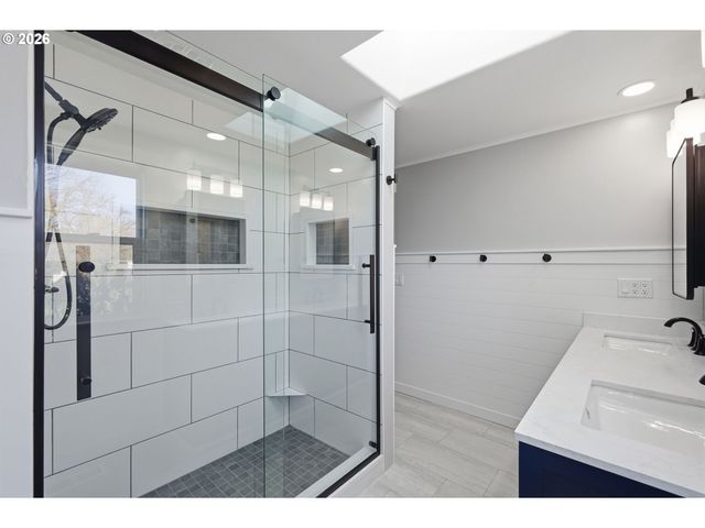 33626 PAIUTE Ln, Eugene, OR 97408