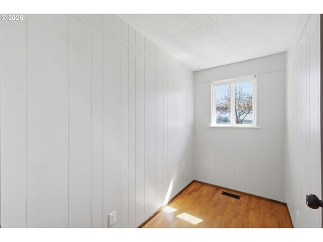 33626 PAIUTE Ln, Eugene, OR 97408