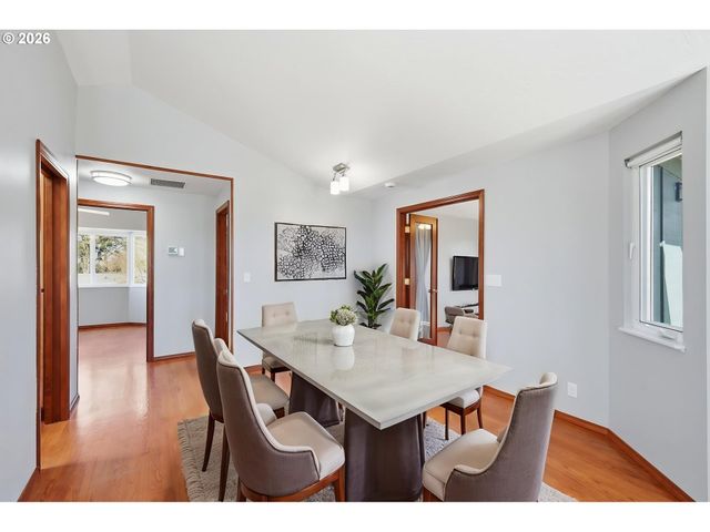 33626 PAIUTE Ln, Eugene, OR 97408