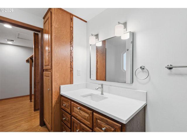 33626 PAIUTE Ln, Eugene, OR 97408