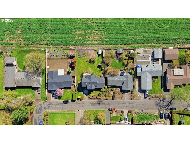 33626 PAIUTE Ln, Eugene, OR 97408