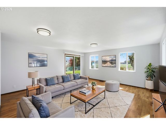 33626 PAIUTE Ln, Eugene, OR 97408