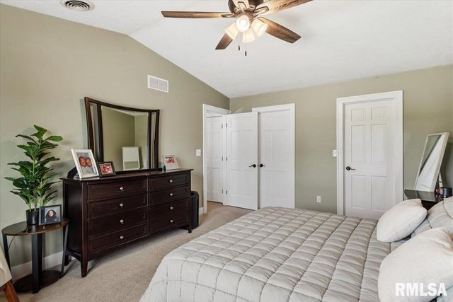 1808 STRAWBERRY Lane, Springfield, IL 62711