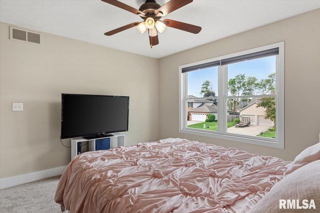 1808 STRAWBERRY Lane, Springfield, IL 62711