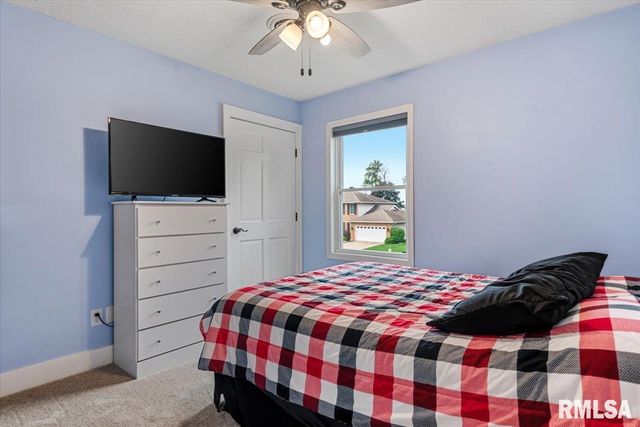 1808 STRAWBERRY Lane, Springfield, IL 62711
