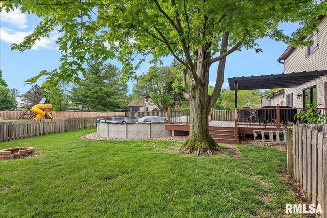 1808 STRAWBERRY Lane, Springfield, IL 62711
