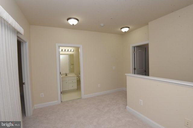 2358 MERSEYSIDE DR, Woodbridge, VA 22191