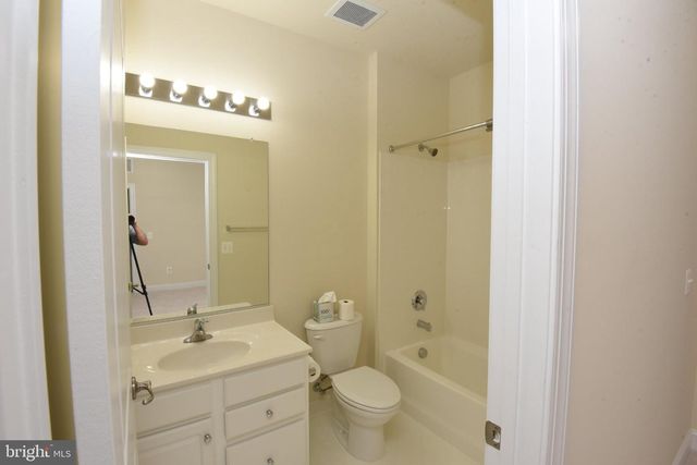 2358 MERSEYSIDE DR, Woodbridge, VA 22191